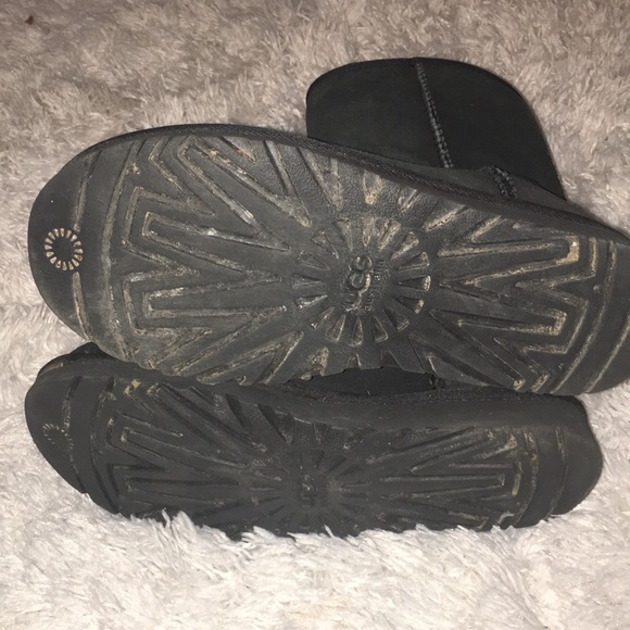 Black Mid-Length UGG Boots - Picture 5 of 6